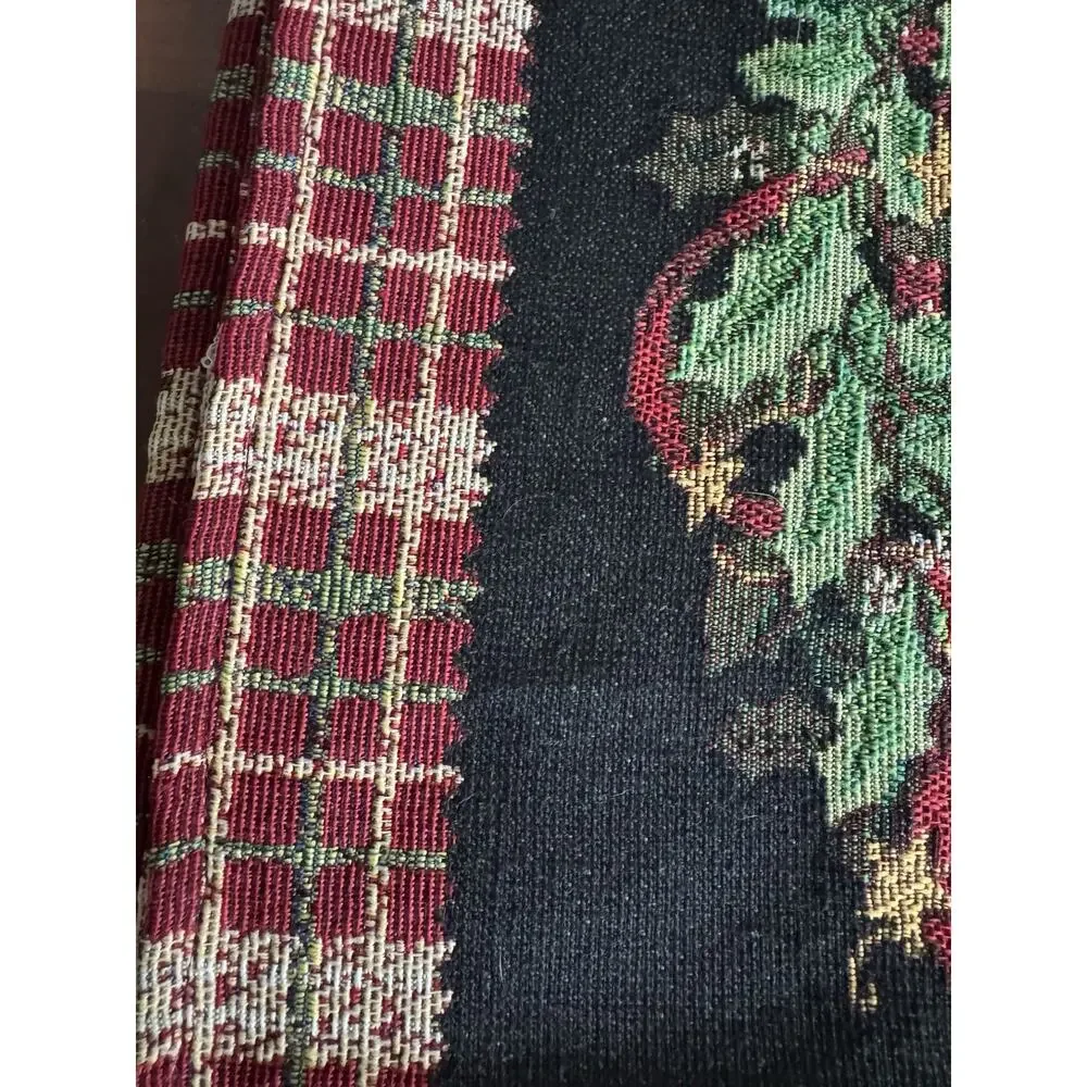Set 4 Woven Tapestry CHRISTMAS TABLE Placemats Wreath Holiday Home 18”x13” Vtg